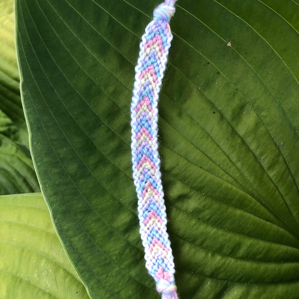 Bordered Chevron Pastel Friendship Bracelet🦋✨🌻